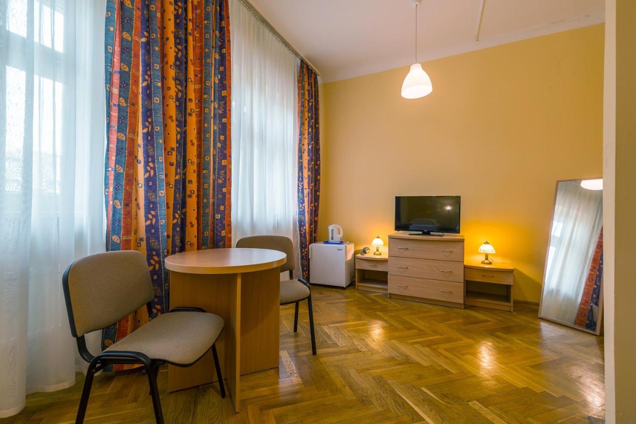 Savoy Wroclaw Hostel Εξωτερικό φωτογραφία